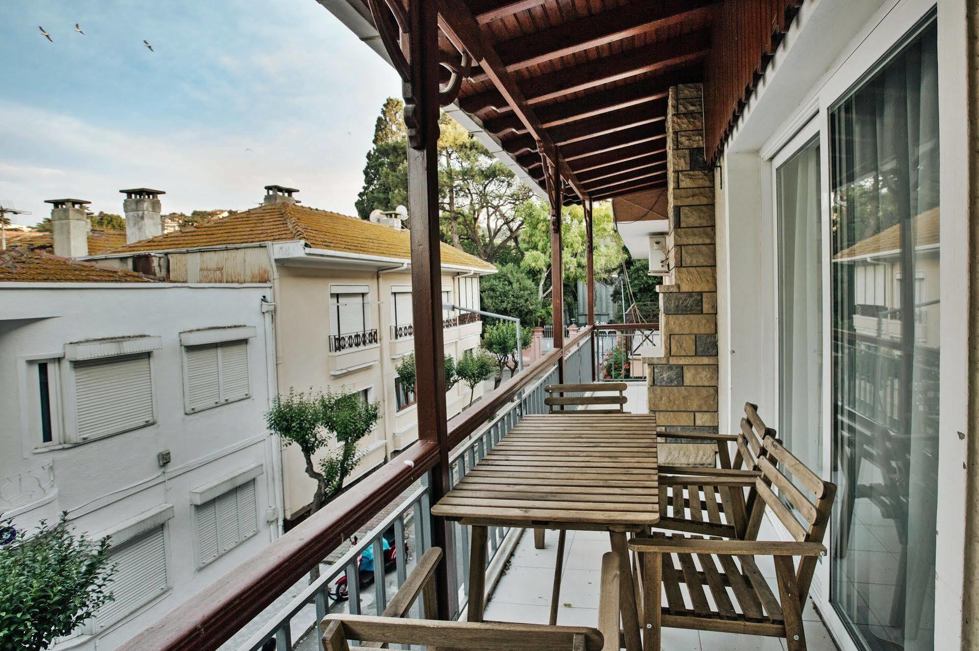 Bueyuekada Apart Hotel - Yeni Apart Adalar Ngoại thất bức ảnh
